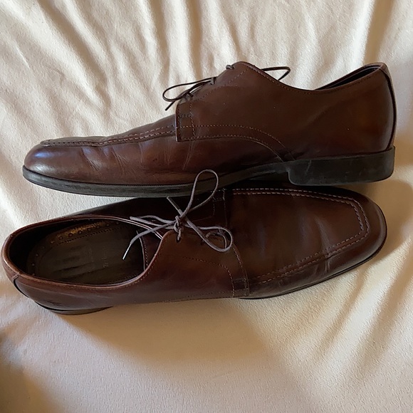 Allen Edmonds Tribeca in Brown. EUC! - Picture 7 of 9